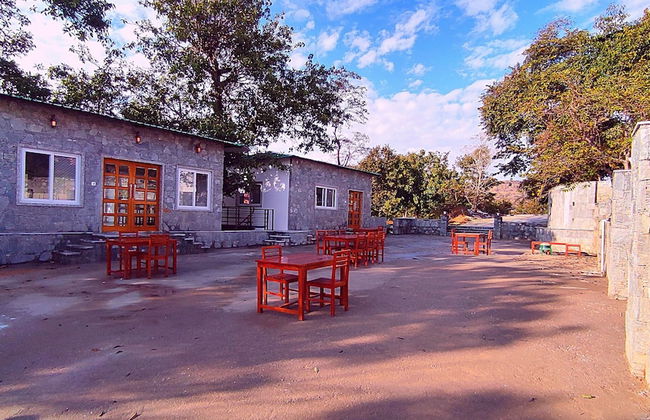 Takhat Villa Kumbhalgarh by Stotrak - Photo 17