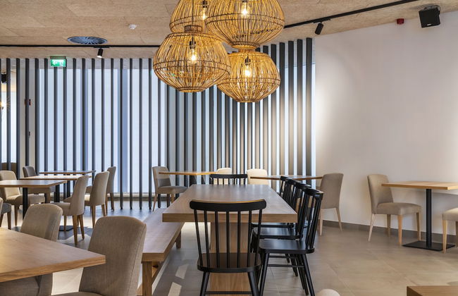 The Patio Suite Hotel - Photo 27