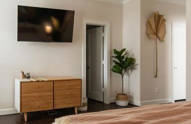 15mi to FIFA l Walkable l Gym l Garage l Heights! - Foto 64