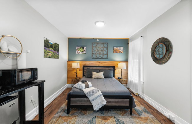 TuckAway Suites at East Branch - Foto 13