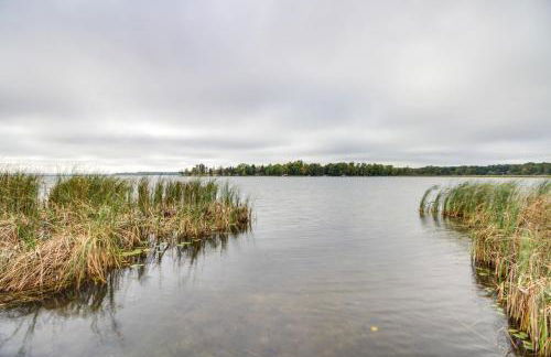 Away at Moose Bay Breezy Point Gem with Game Room - Foto 35
