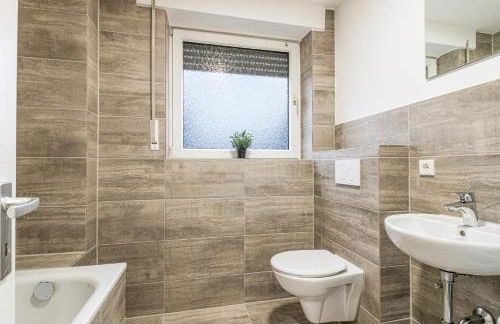 Work & Stay Apartment mit Balkon in Bergkamen - Photo 28