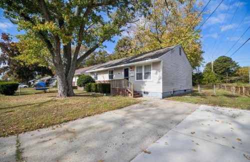 Comfy Coastal Getaway with Modern Comforts home - Foto 7