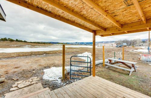 Spacious Tierra Amarilla Ranch House with Deck! - Foto 30