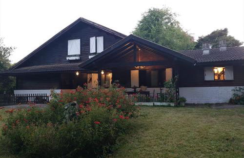 Slow House y La cabaña de Miss Slower - Foto 54