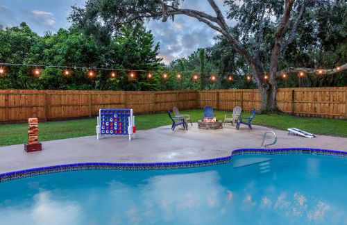 Heated Pool, Game Room & 4Bdrm - Bay Bungalow - Foto 17