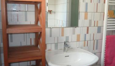 La Bonbonnière des oliviers - Photo 4, Shower