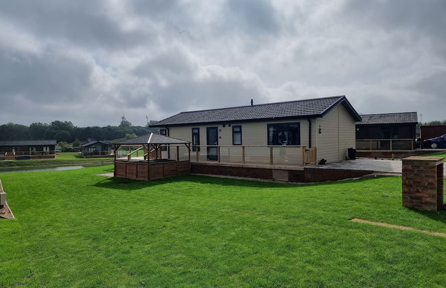 Luxury 2-bed Lodge in Routh, Hottub & Pet Friendly - Foto 29