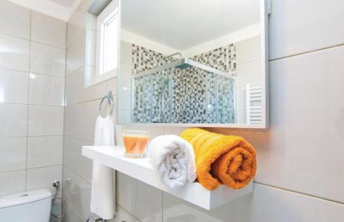 Two-Bedroom Holiday Home In Zemunic Gornji - Foto 39