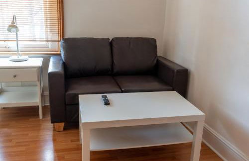 Studio apartment next to Highgate tube station - Photo 8