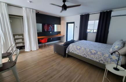 Casa Cuba in Little Havana, Brickell, Calle 8 and 10 minutes to the Beach FREE PARKING - Foto 16