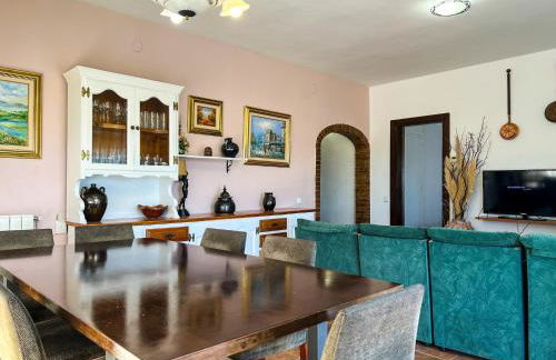 Tranquil Villa with Private Pool & views - Foto 12