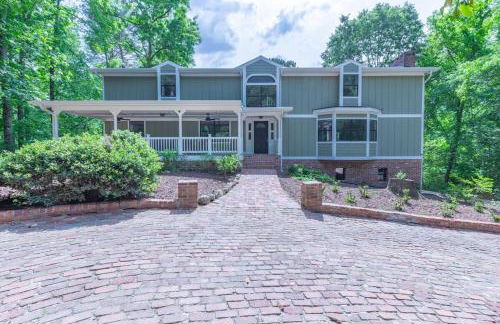 Large Hillside Retreat with Pool and Hot Tub - Foto 50