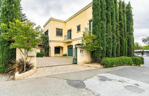 Cypress House & Studio, Walk to Healdsburg Plaza home - Foto 8