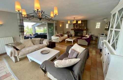 Grande Luxueuse villa familiale - Foto 19