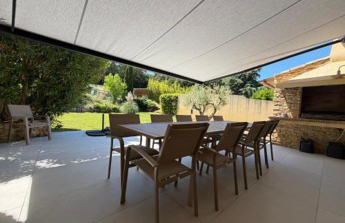Mas provençal avec grande piscine idéal 8-10 personnes ! # Welcome - Photo 25