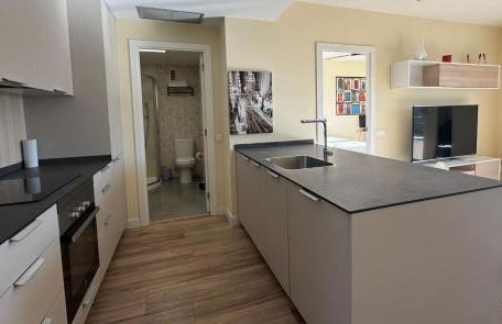 23 DOWN TOWN IN METRO IN 5 Station straigh WIFI AC - Photo 17