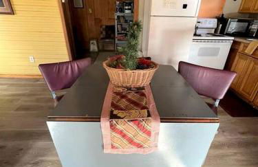 Two-Story Cabin Rental for Large Groups along Hamilton Creek in Marble Falls, Texas - Foto 13