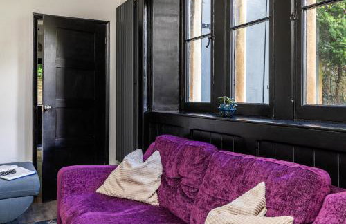 Locksbrook Lodge - Hot Tub - Spacious Outdoor Space - Photo 8