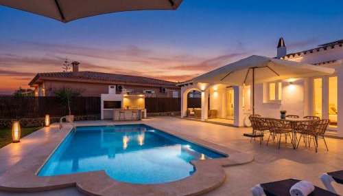 Villa Nuralux - Vistas Espectaculares, Piscina Privada y BBQ - Foto 2