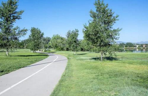 Modern Townhome for long stays Near Sloans Lake - Foto 37