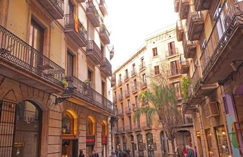 Apartamento Céntrico en Edificio Histórico con Encanto para Familias, Hasta 5 Personas - ES-341-1 - Foto 12