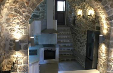 Elata Stone House - Photo 35