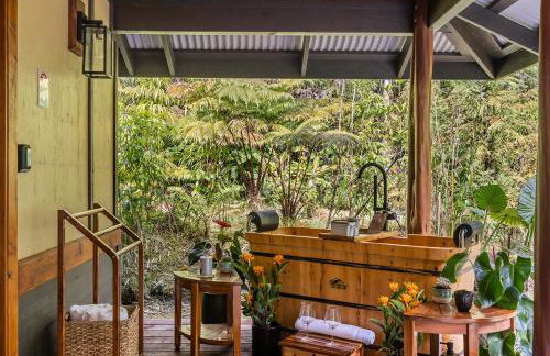 Volcano Tea House Cottage-SpaBath-HotTub-FirePlace - Foto 48