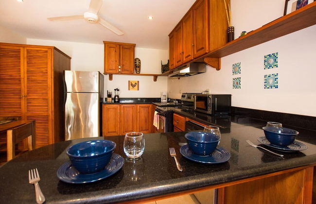 Charming unit that sleeps 4 - with pool - walking distance from Brasilito Beach - Photo 13