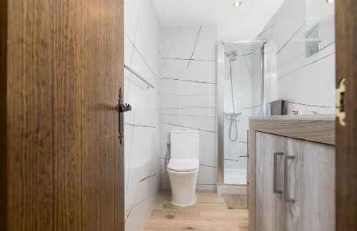 Suite Homes Agua - Photo 9