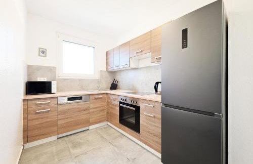 Tolstov Apartments - Monteurwohnung - 3 Schlafzimmer - Küche - Balkon - Waschmaschine - Foto 5