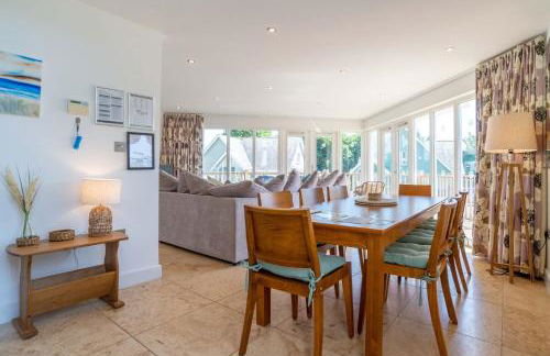 Trewhiddle Retreat V4 by Together Travel - Luxury 4-Bedroom Villa - Foto 9