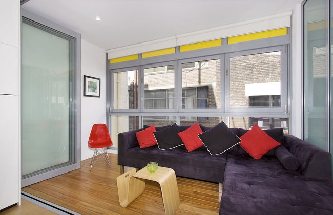 Little New York on Riley - Photo 7