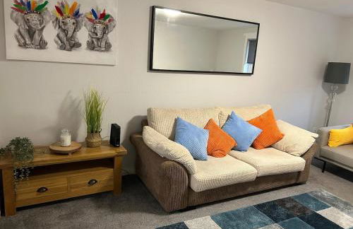 Spacious 2 bedroom apartment, entire place - Foto 4