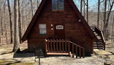 A-Frame Cabin #6 with Hot Tub on Patoka Lake in Southern Indiana - Foto 2