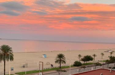 PRIMERA LINEA DE PLAYA con garaje - Foto 2