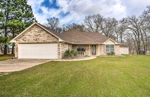 Family Alba Home w/ Boat Dock on Lake Fork! - Foto 2