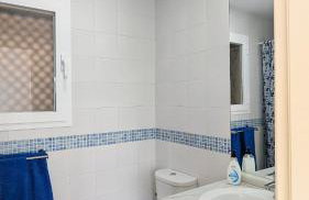 Apartahotel Moderno y Económico para 2 personas a 10 minutos de Sevilla con fácil aparcamiento - Photo 24