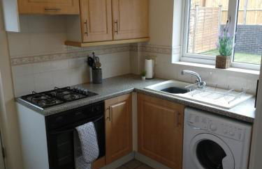 Sunningdale homely detached family,contractor 3 bed house with Parking - Foto 22