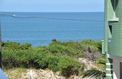 Apartamento a beira mar completo com churrasqueira - Foto 28