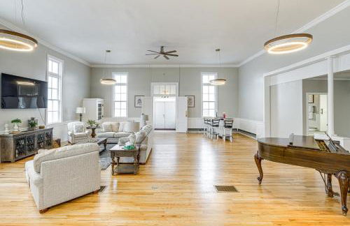 Unique Church Turned Family Retreat Relax and Enjoy - Foto 6