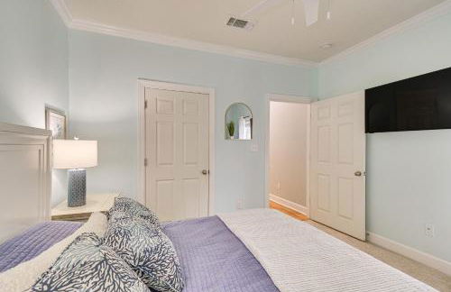 Snowbirds Welcome Foley Condo with Pool Access - Photo 15