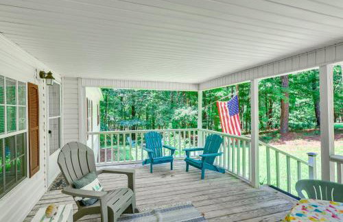 Pet-Friendly Sparta Retreat Porches and Fire Pit! - Foto 25