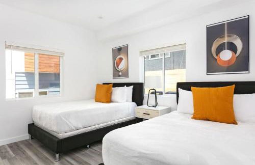Upscale LA Getaway Sleeps 8 with Free Parking - Foto 22