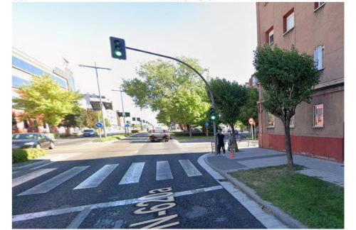 Piso 5 min a pie del centro parking gratis - Foto 3