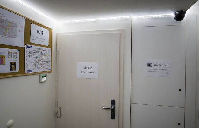 Black & White Apartment by Wenceslas Sq. - Foto 27