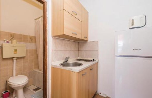 Beautiful Apartment In Dinjiska - Foto 13