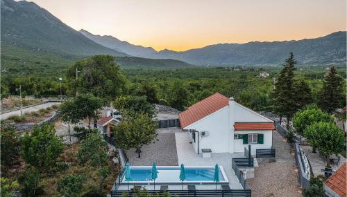 2 Bedroom Nice Home In Rascane - Foto 2