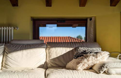 Openspace Attic Apartment with terrace, Wi-Fi - Foto 6