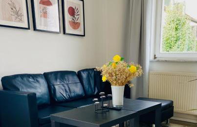 Top möblierte 2-Zimmer Wohnung, Zentrum Vilsbiburg, Sonniger Balkon, Garage, WLAN - Foto 5